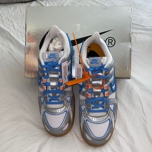 NIKE AIR RUBBER DUNK SIZE 10.5